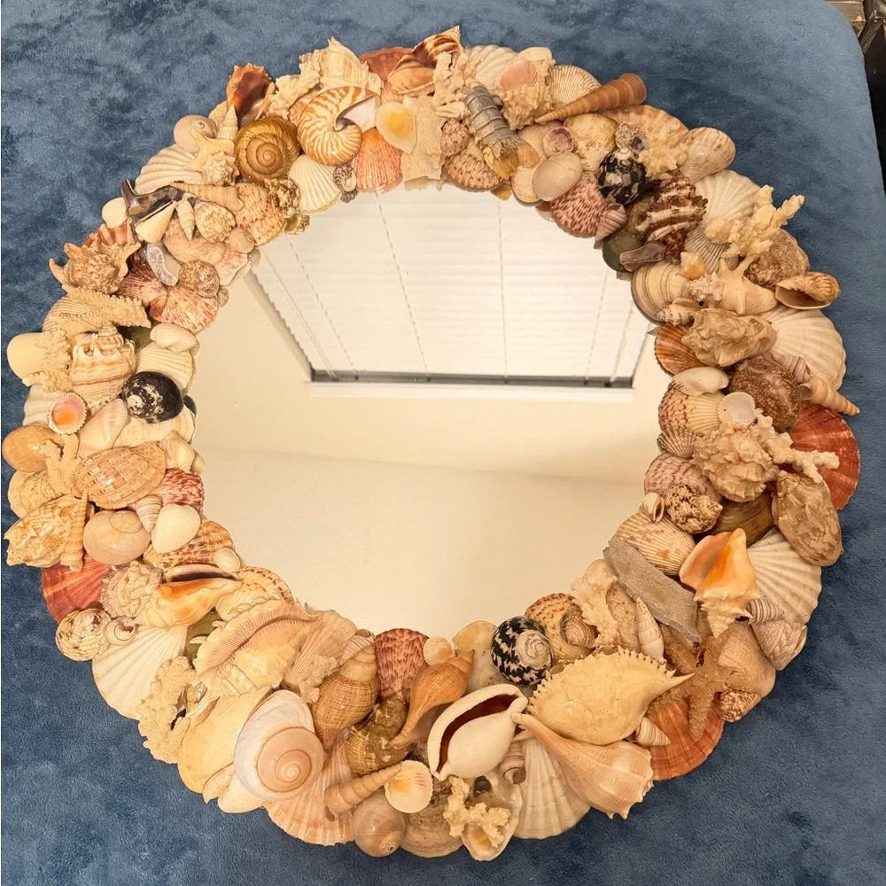 Large round seashell mirror. Natural seashells, crab, sea star, lobster 28” diam